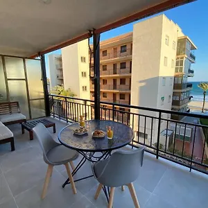 Amplio Apartamento Seaview , Salou España